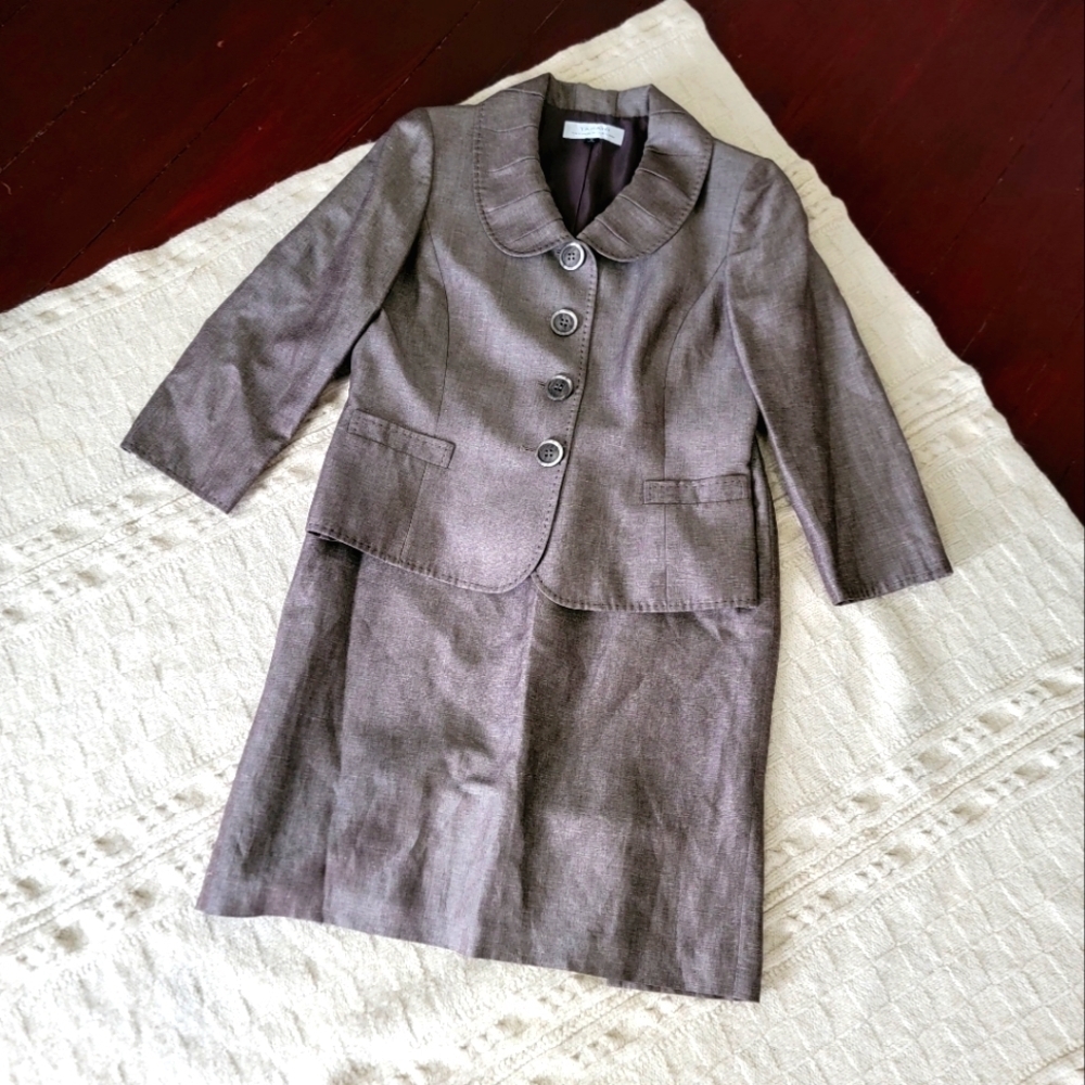 Tahari Chocolate Brown Linen Skirt Suit Set size 8